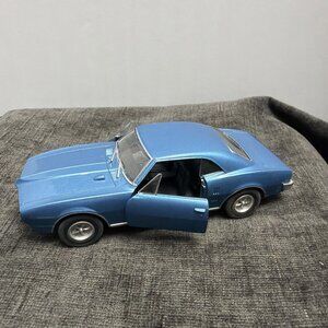 Welly 1967 Pontiac Firebird Blue 1:38 Scale Pull-Back Doors Open Very Good